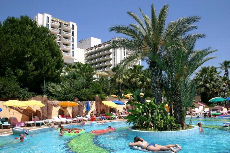 Fantasia Deluxe Kuşadası